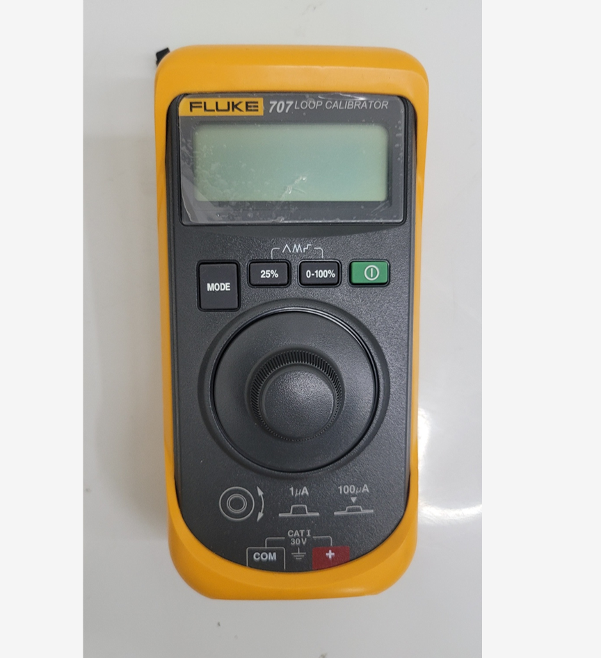[중고] 빠른 클릭 노브가 있는 Fluke 707 루프 교정기