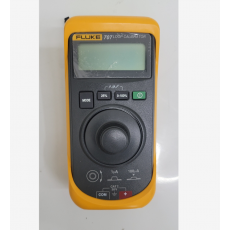 [중고] 빠른 클릭 노브가 있는 Fluke 707 루프 교정기